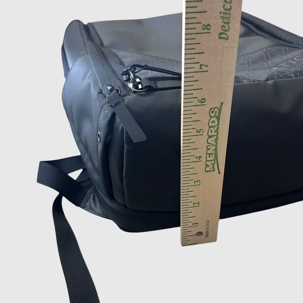 Nomatic Travel Pack Backpack 20L Expands to 24L Tech Laptop Carry On Black